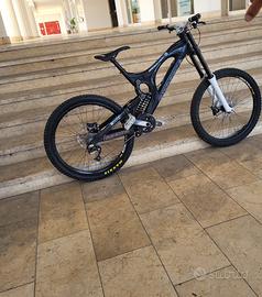 santa cruz v10 2012