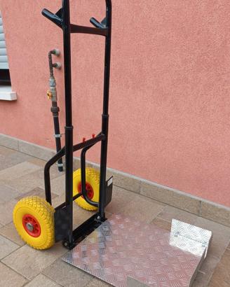 Carrello portapacchi adattato per pesca
