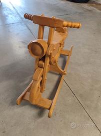 moto dondolo in legno 