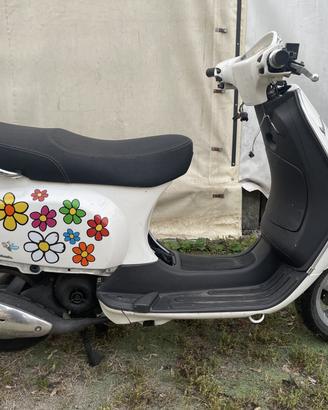 Piaggio Vespa Lx 4 valvole 50 2011