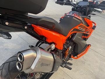 KTM 890 Adventure 2023 TECH PACK Q.SHIFTER 1500 KM