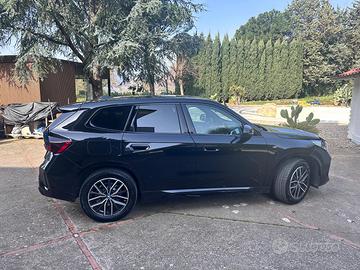BMW - iX1 xDrive 30 Msport