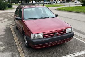 Auto d’epoca fiat tipo 1991