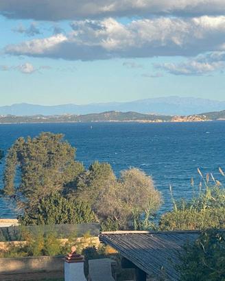 Baia Sardinia, villa su due livelli panoramica