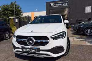 Mercedes-benz GLA 220 d Automatic 4Matic Sport Plu