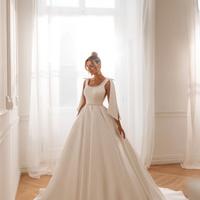 Incanto di Perle: Abito da Sposa in Raso Mikado