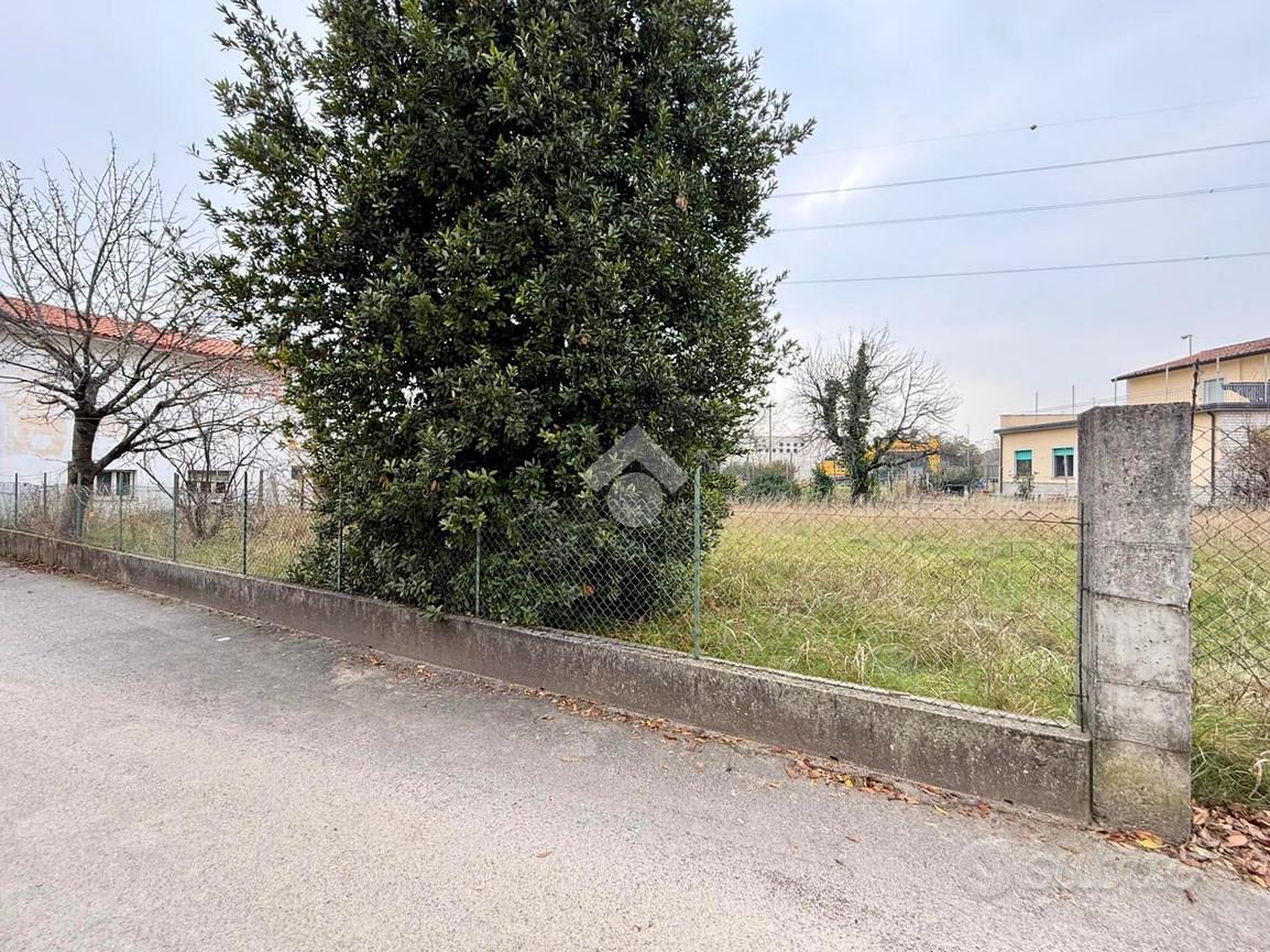 TER. RESIDENZIALE A MONFALCONE - Vista 5