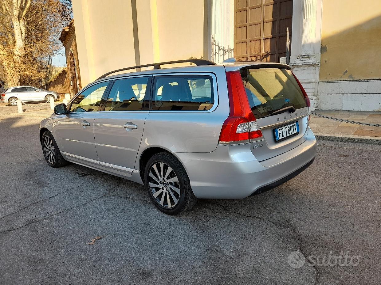 VOLVO V70 (2007-2016)