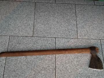 Ascia Rinaldi pesante con manico