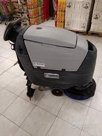 lavasciuga nilfisk sc500