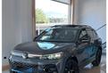 Volkswagen Tiguan 2.0 150cv DSG R-Line black pack 