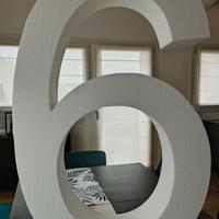 Numero 6 in polistirolo per feste di compleanno 