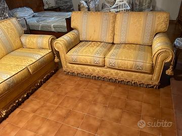 Coppia Divani stile classico