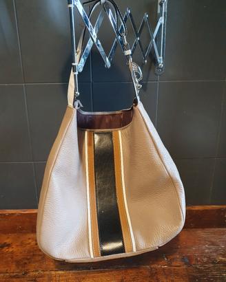 Borsa Fay
