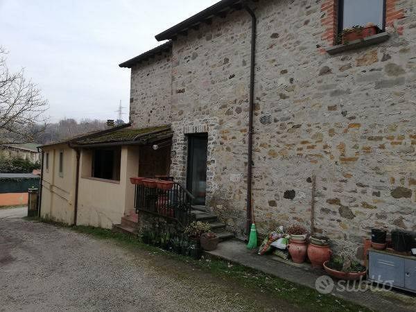 Rustico / Casale di 400 m² con più di 5 locali a P - Vista 6