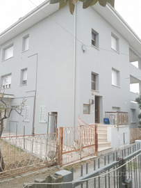 Appartamento secondo piano Nepezzano Teramo