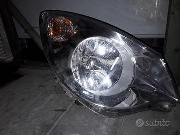 FARO ANTERIORE DESTRO OPEL Agila B (08>)