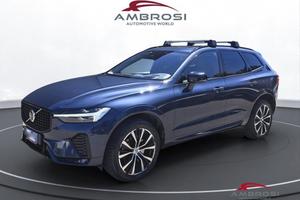 VOLVO XC60 B4 (d) AWD automatico Ultimate Dark