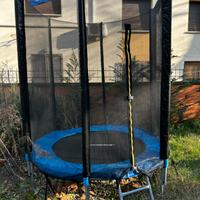 Trampolino esterno per bambini