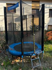 Trampolino esterno per bambini