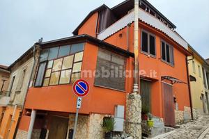 Indipendente ristrutturata