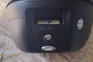 Bauletto porta casco Vogue  nuovo con staffe