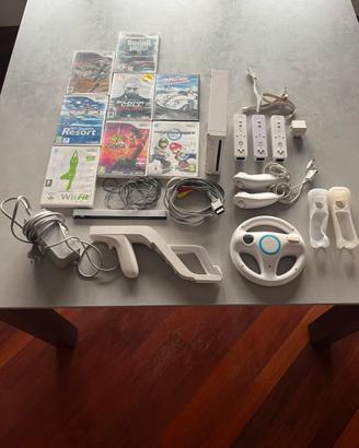 Console Wii+Controller+8 Giochi+Accessori