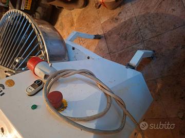 impastatrice a forcella Kg. 30