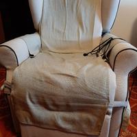 POLTRONA RELAX ELETTRICA CON ALZATA ASSISTITA