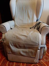 POLTRONA RELAX ELETTRICA CON ALZATA ASSISTITA