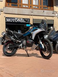 CFMOTO MT-X 800