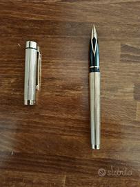 Penna stilo Sheaffer placcata oro