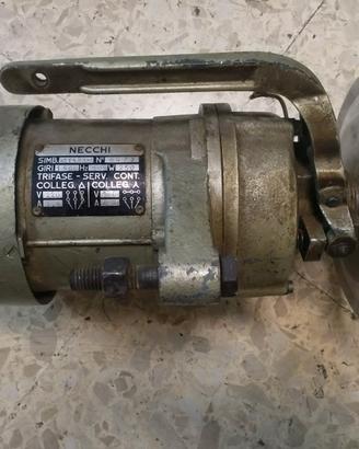 Motore Necchi trifase per macchine industriali