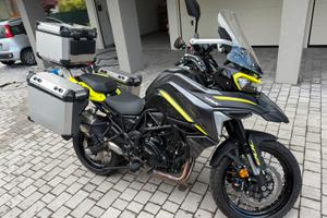 Benelli TRK 702X 2900km con valigie