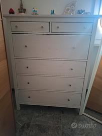 cassettiera ikea in legno 