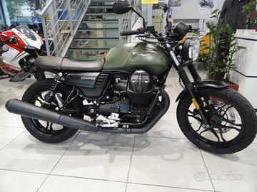 Moto Guzzi V7 III Stone - 2017