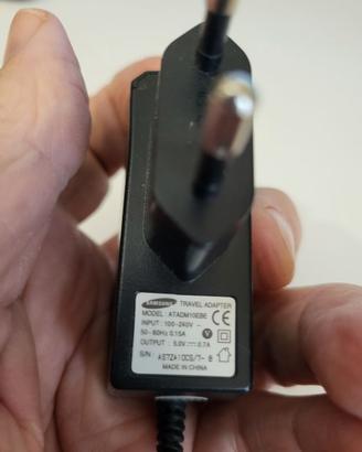 Alimentatori di cellulari e altro usati