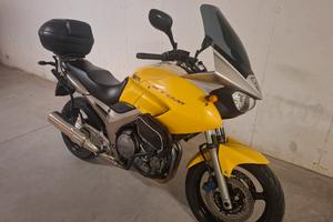 YAMAHA TDM 900