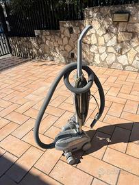 Aspirapolvere Kirby mod. usato