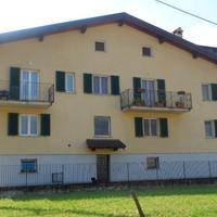 Casa semindipendente