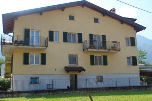 Casa semindipendente