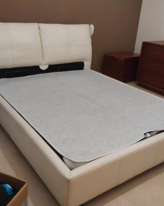 armadio 3 ante e letto matrimoniale contenitore