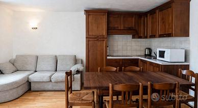 CASA VACANZE 3 CAMERE - 7 POSTI LETTO APRICA