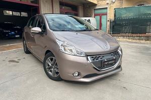 Peugeot 208 1.4 e-HDi 68 CV S&S robotizzato 5 port