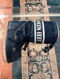 Moon boot