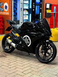 yamaha r125 2010 (LEGGERE DESCRIZIONE!)