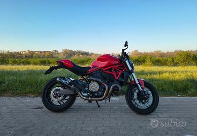 Ducati Monster 821 stripe vendooscambio