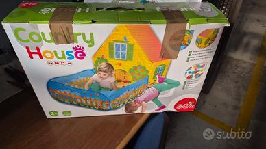 Casetta palline bambini