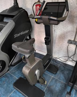 TECHNOGYM BIKE ARTIS LIVE