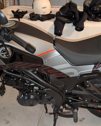 moto Benelli 125 